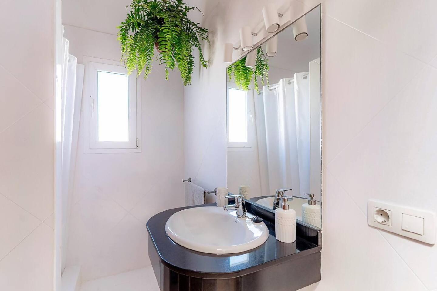 Amazing 3 Bedroom Ocean View With Pool Tías Buitenkant foto